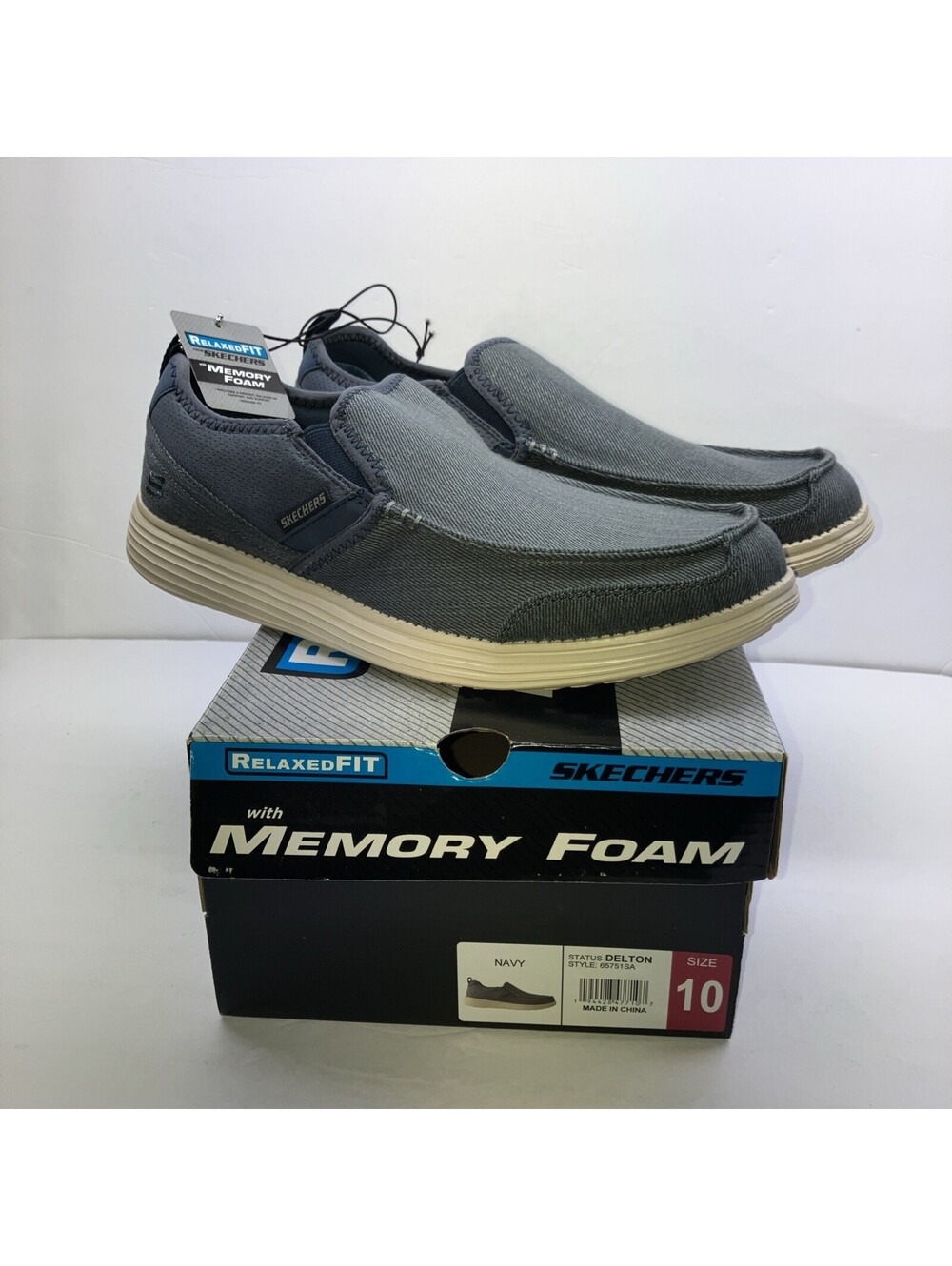 SKECHERS Memory Foam Slip On Loafer Delton Relaxed Fit Mens Size 10 Navy NEW